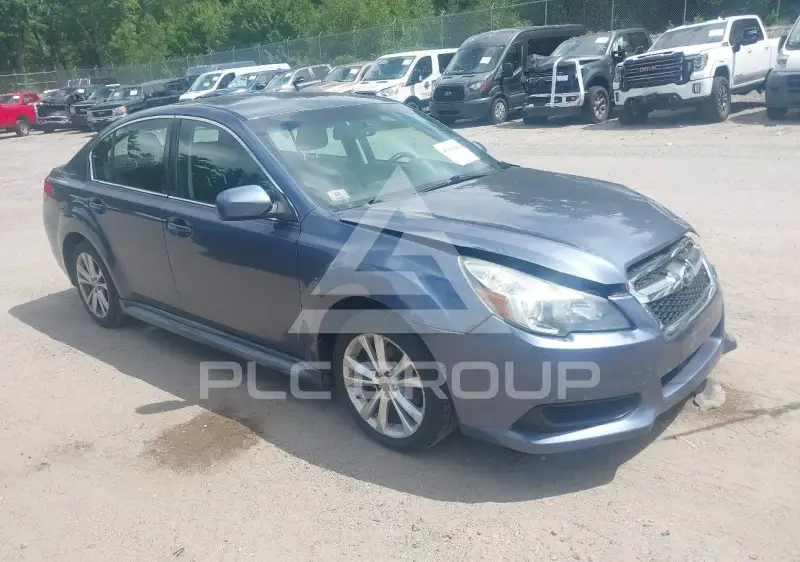 2014 Subaru Legacy photo