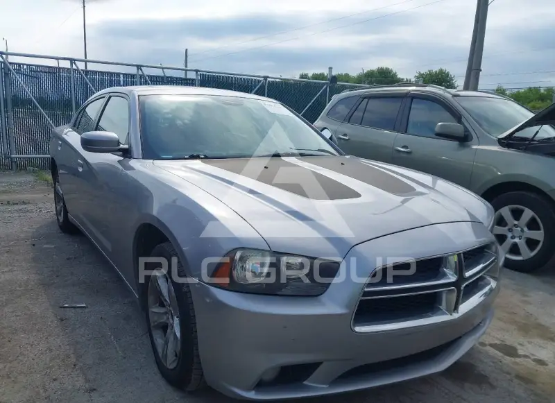 2014 Dodge CHARGER photo