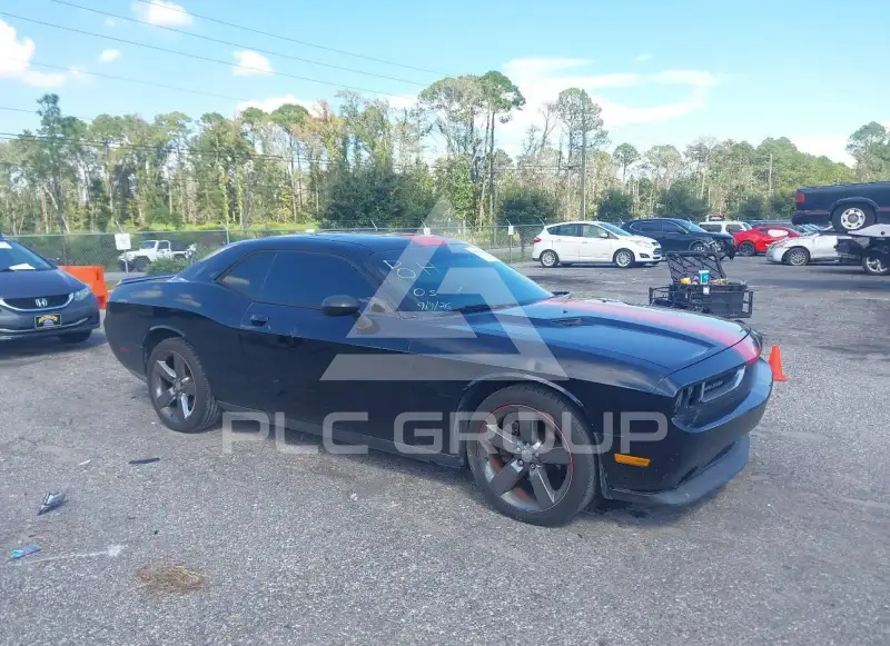 2014 Dodge CHALLENGER photo