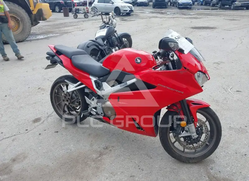 2014 Honda VFR photo