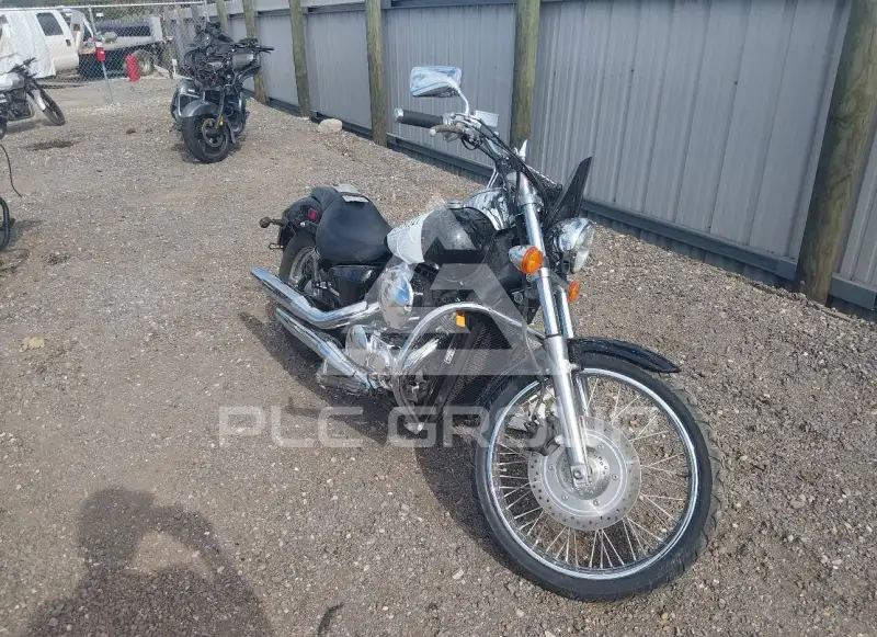 2014 Honda VT750 photo