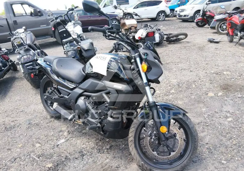 2014 Honda CTX700 фото