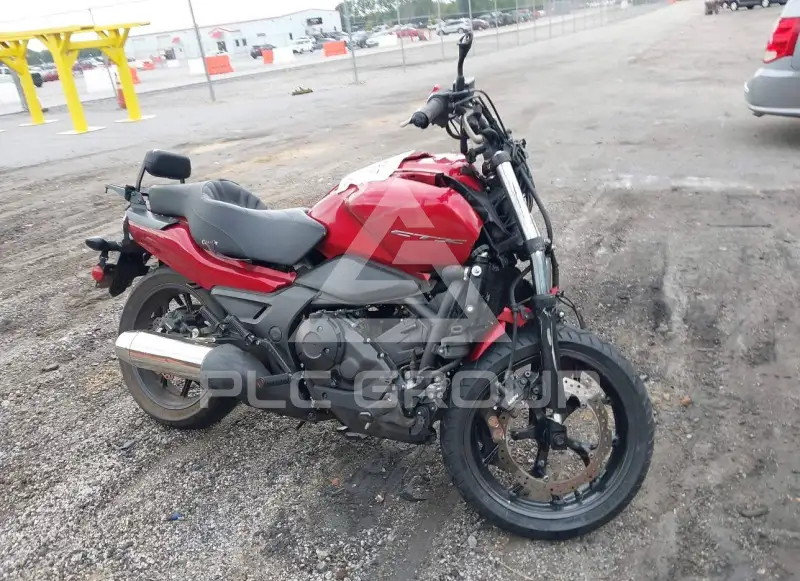 2014 Honda CTX700 фото
