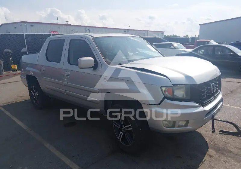 2014 Honda RIDGELINE photo