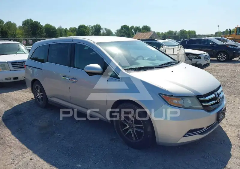 2014 Honda ODYSSEY фото