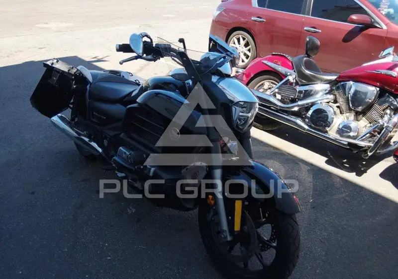 2014 Honda GL1800 photo