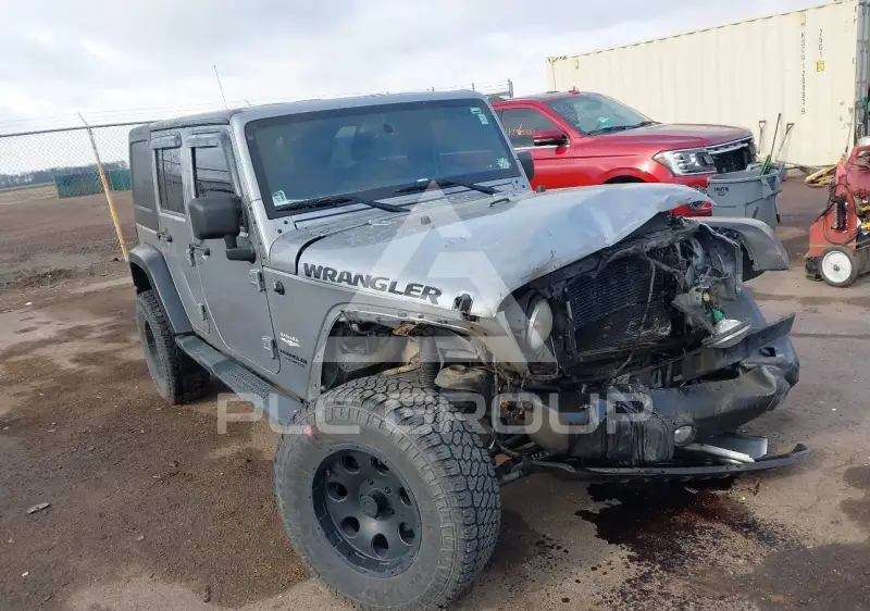 2014 Jeep WRANGLER фото