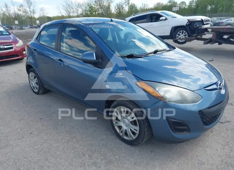 2014 Mazda 2 фото