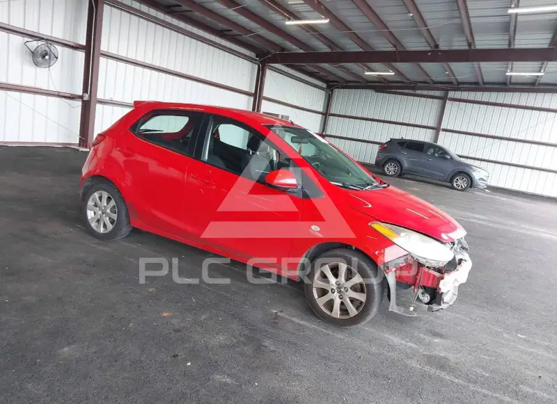 2014 Mazda 2 photo