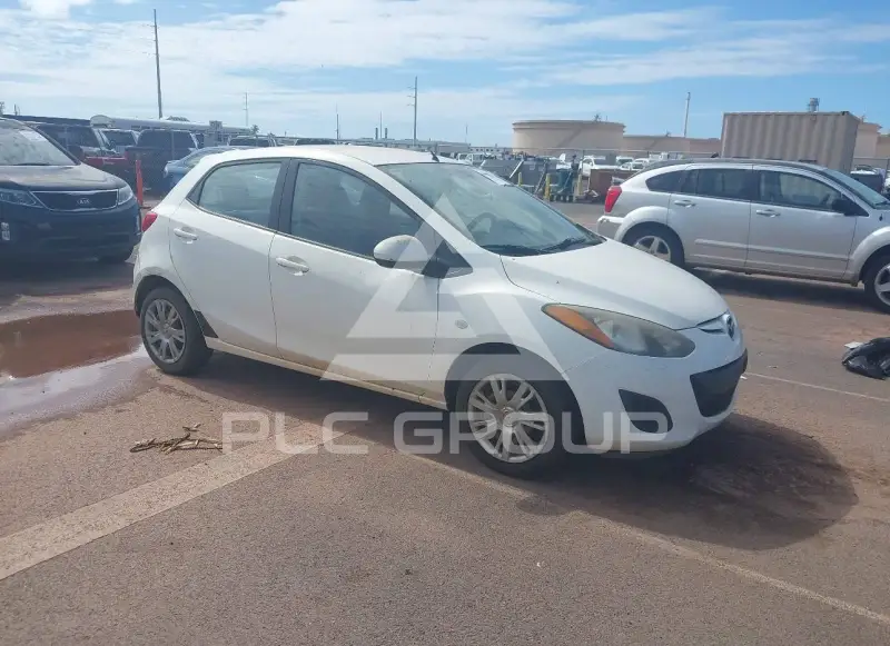 2014 Mazda 2 (Demio) фото