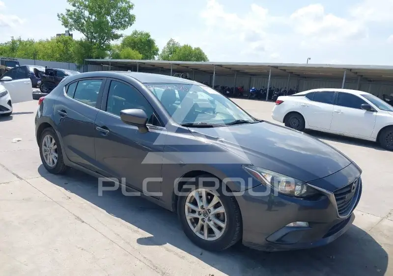 2014 Mazda 3 photo