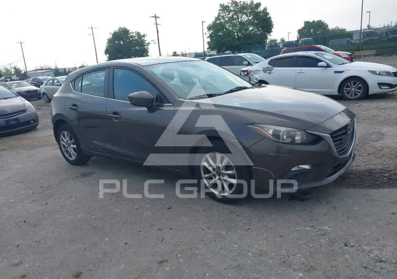 2014 Mazda 3 photo