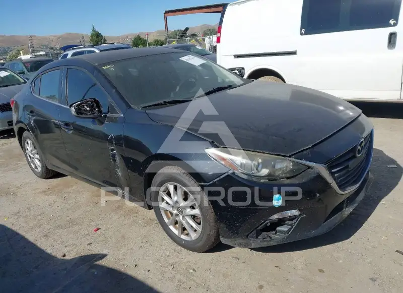 2014 Mazda 3 photo