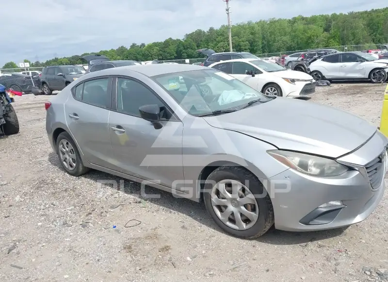 2014 Mazda 3 photo