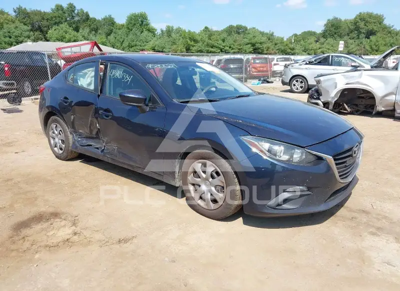 2014 Mazda 3 photo