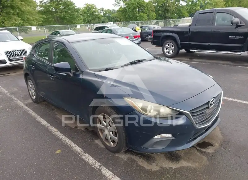 2014 Mazda 3 photo