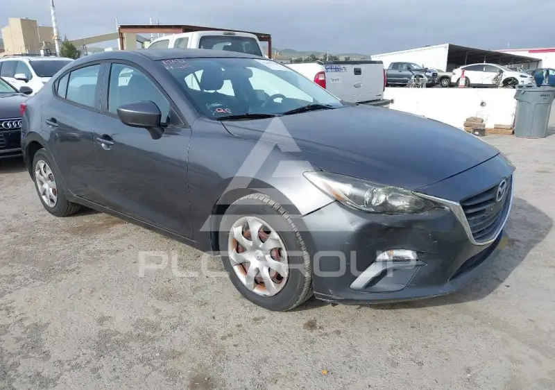 2014 Mazda 3 photo