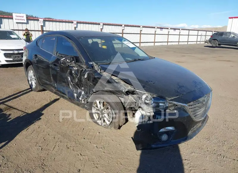2014 Mazda 3 photo
