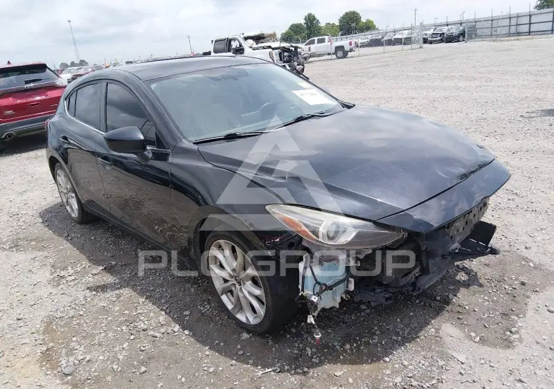 2014 Mazda 3 photo