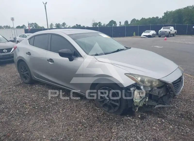 2014 Mazda 3 photo