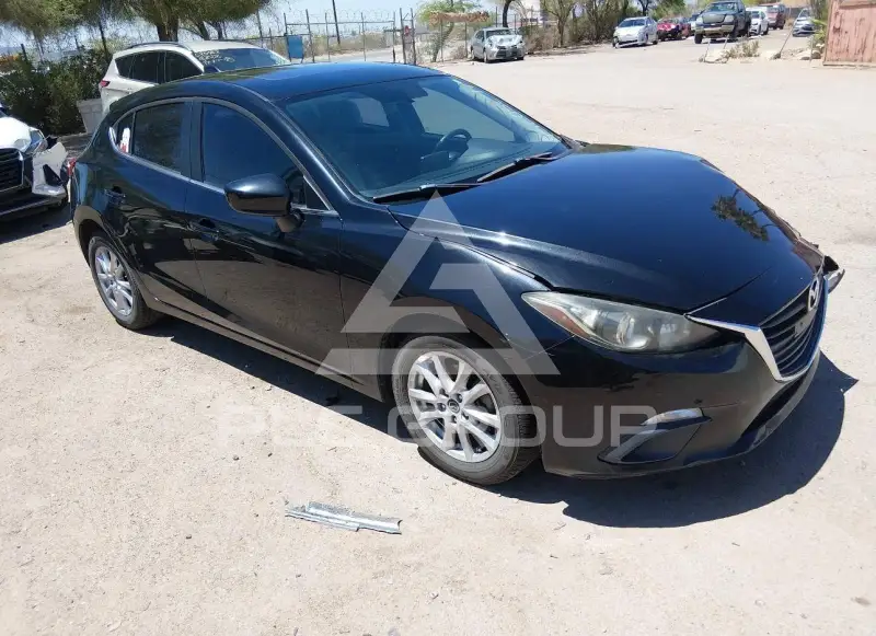 2014 Mazda 3 photo