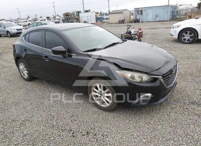2014 Mazda 3 photo