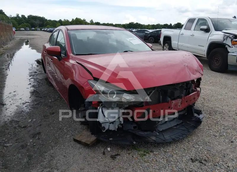 2014 Mazda 3 photo