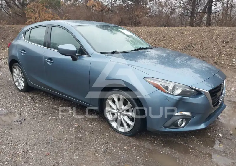 2014 Mazda 3 photo