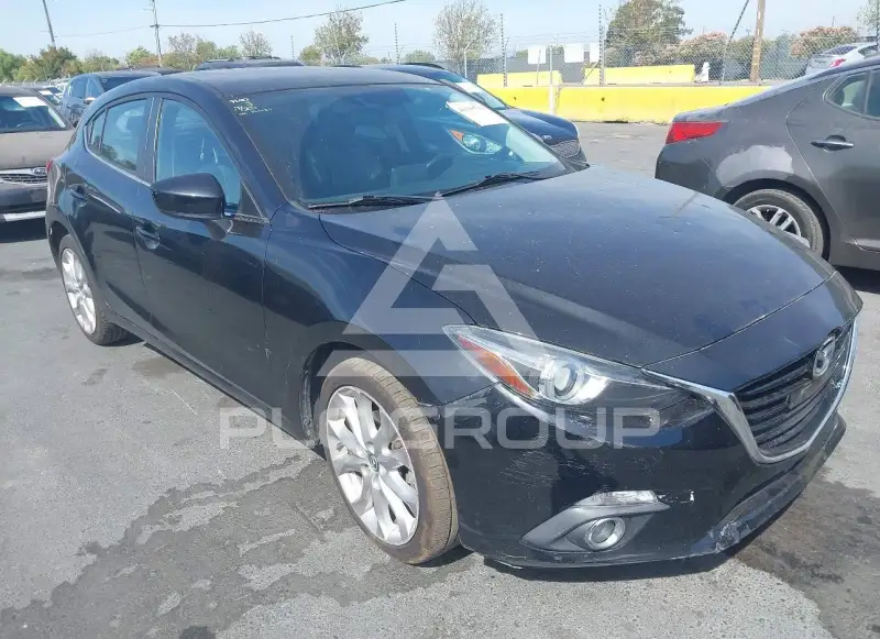 2014 Mazda 3 photo