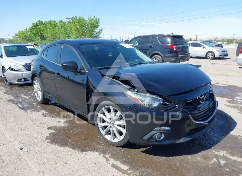 2014 Mazda 3 photo