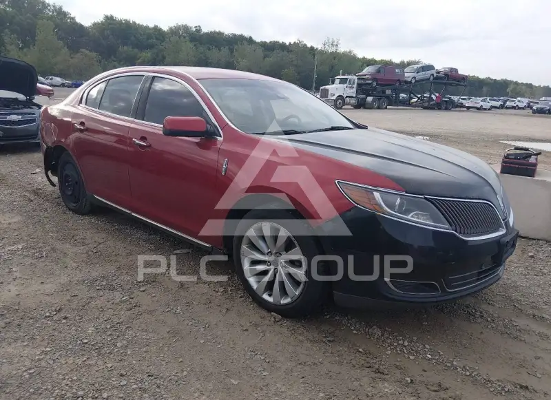 2014 Lincoln MKS photo