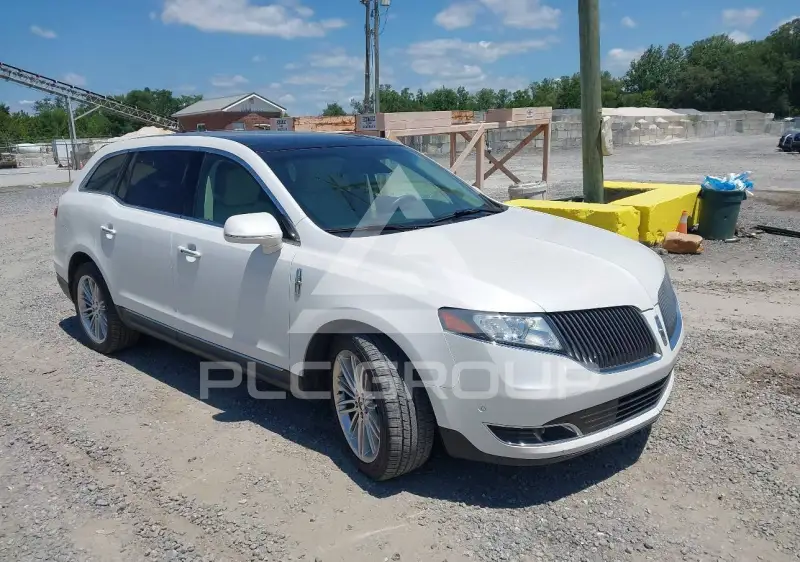 2014 Lincoln MKT фото