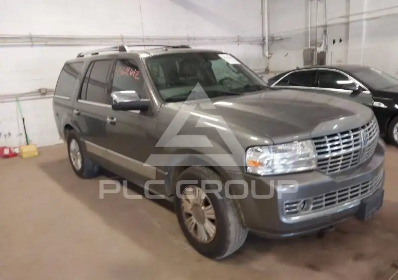 2014 Lincoln NAVIGATOR фото
