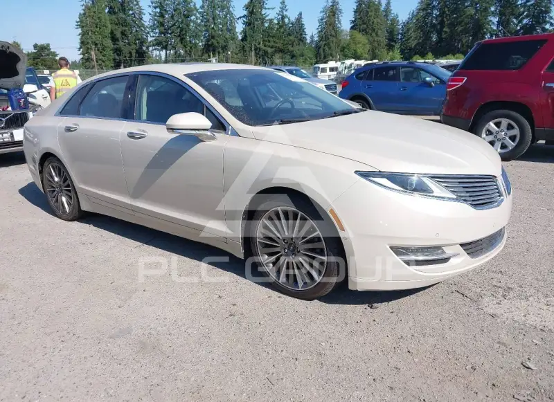 2014 Lincoln MKZ photo