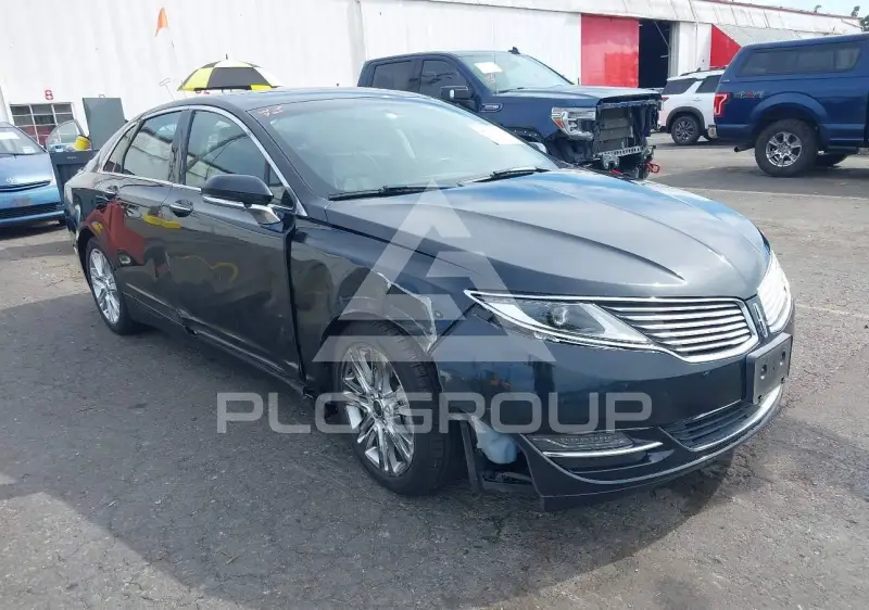 2014 Lincoln MKZ photo