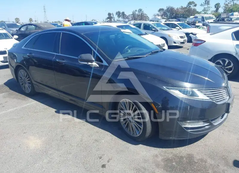 2014 Lincoln MKZ photo