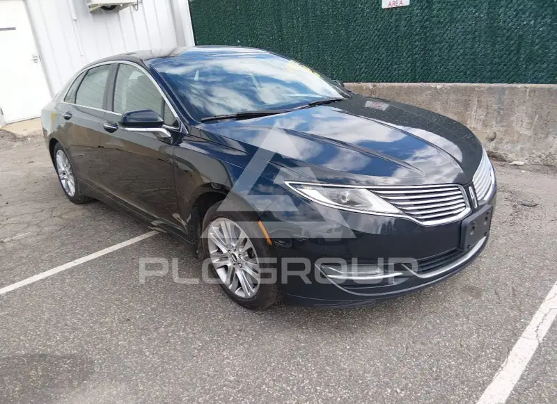 2014 Lincoln MKZ photo
