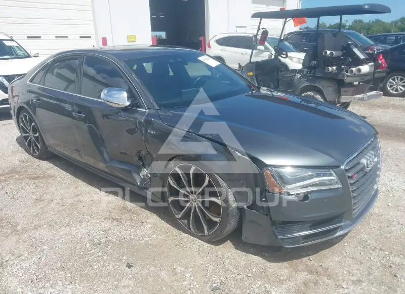 2014 Audi S8 photo