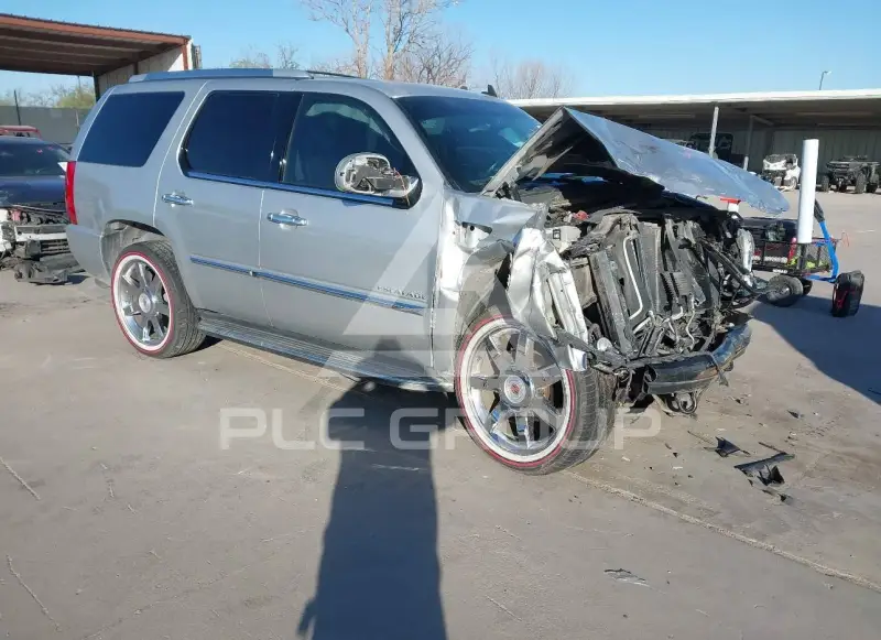 2014 Cadillac ESCALADE фото