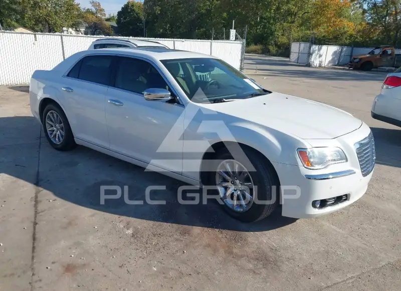 2014 Chrysler 300 photo