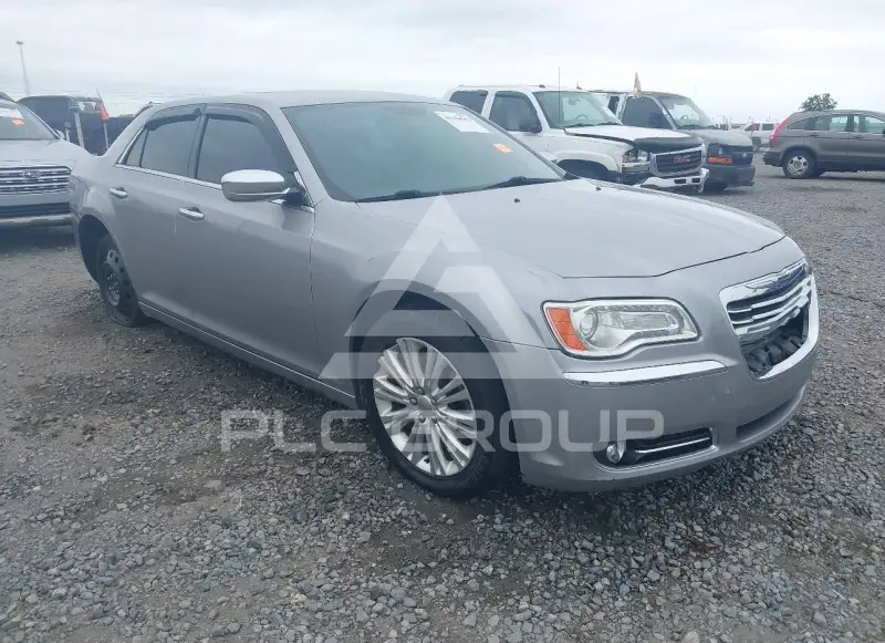 2014 Chrysler 300 photo