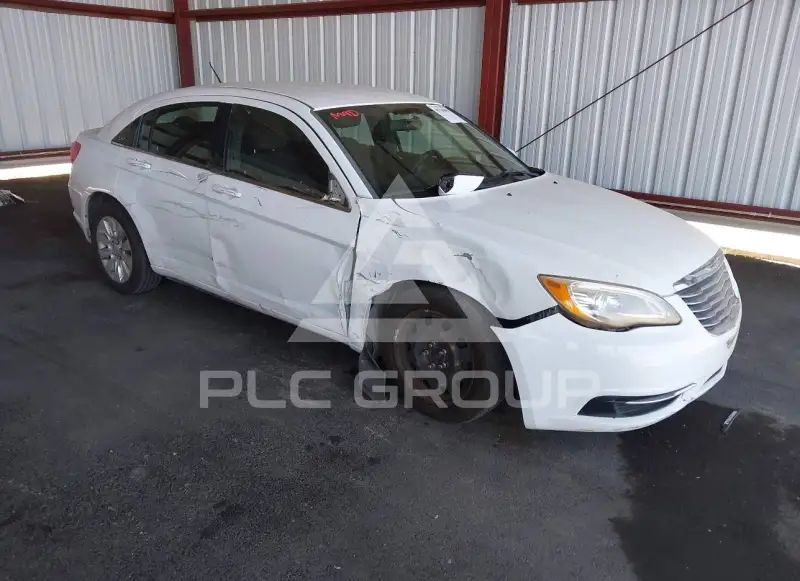 2014 Chrysler 200 фото