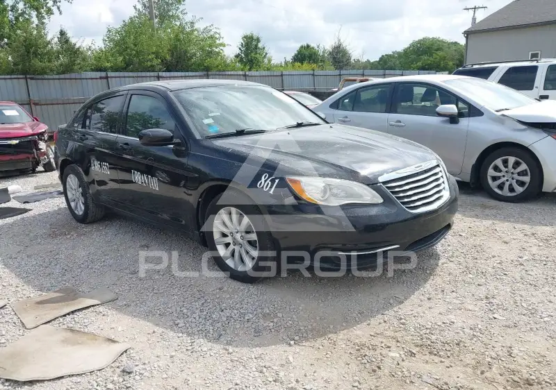 2014 Chrysler 200 photo