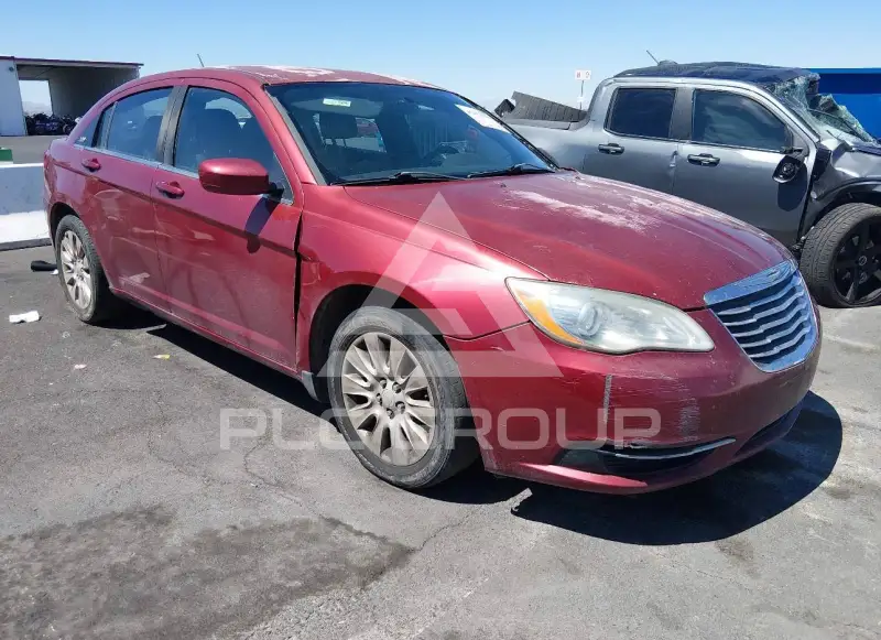 2014 Chrysler 200 photo