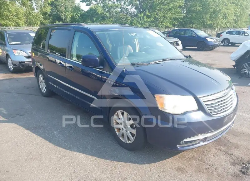 2014 Chrysler TOWN & COUNTRY photo