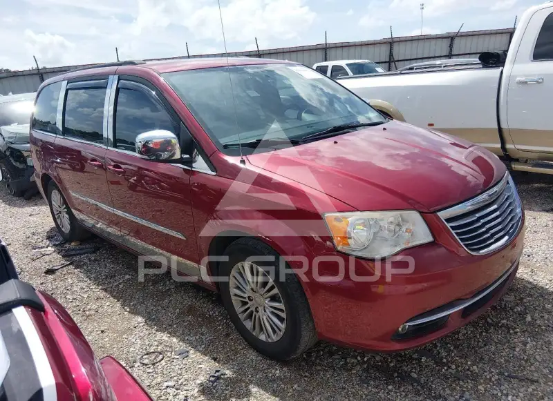 2014 Chrysler TOWN & COUNTRY фото