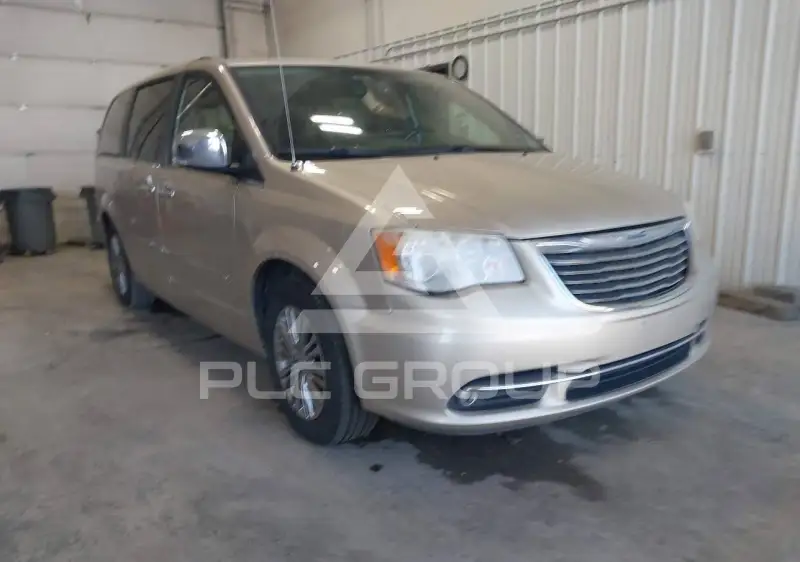 2014 Chrysler TOWN & COUNTRY фото