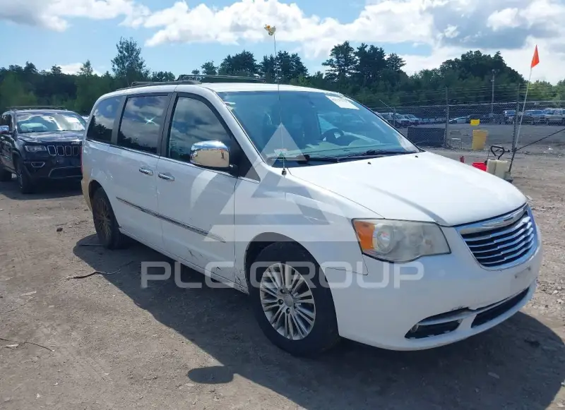 2014 Chrysler TOWN & COUNTRY фото