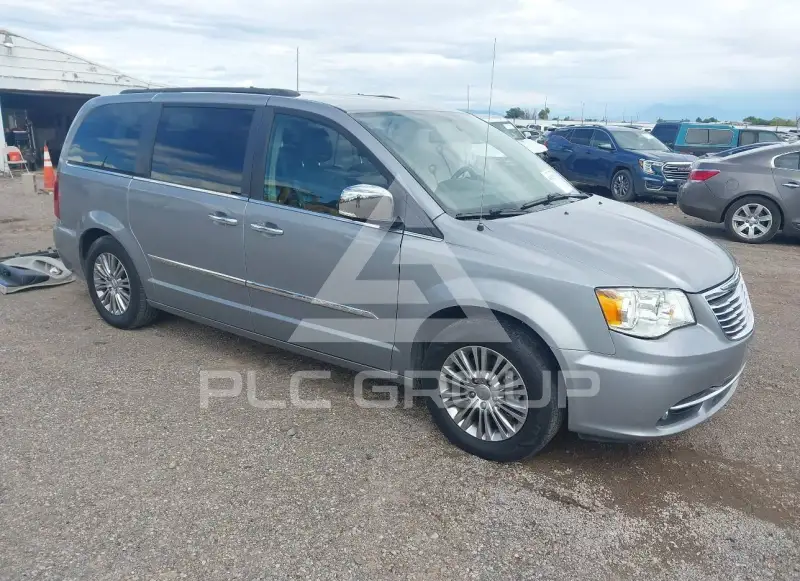 2014 Chrysler TOWN & COUNTRY фото