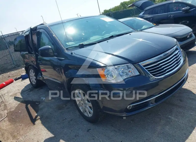 2014 Chrysler TOWN & COUNTRY photo